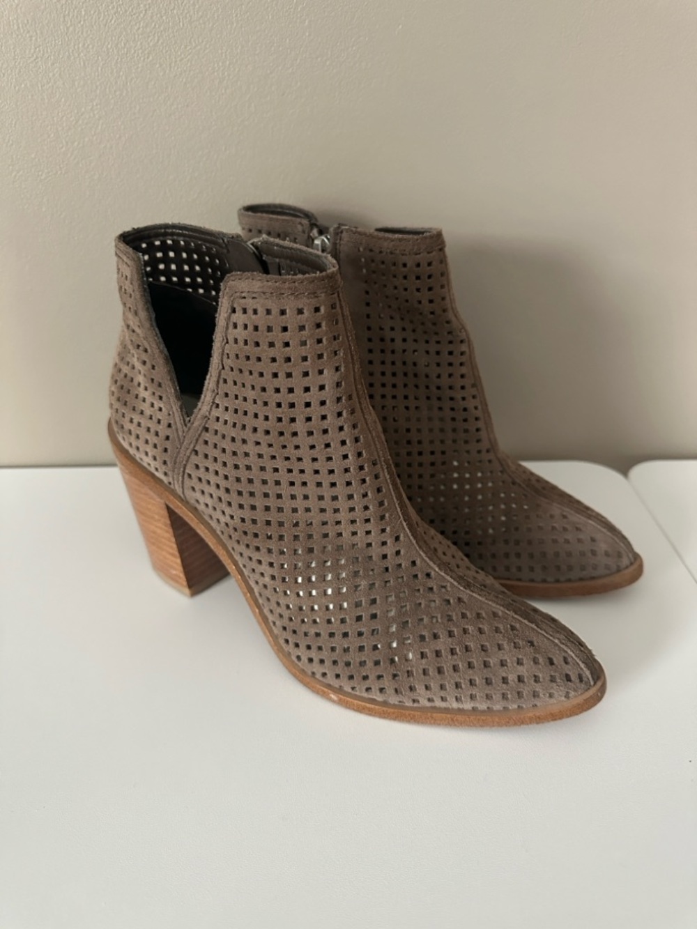 1. STATE Booties